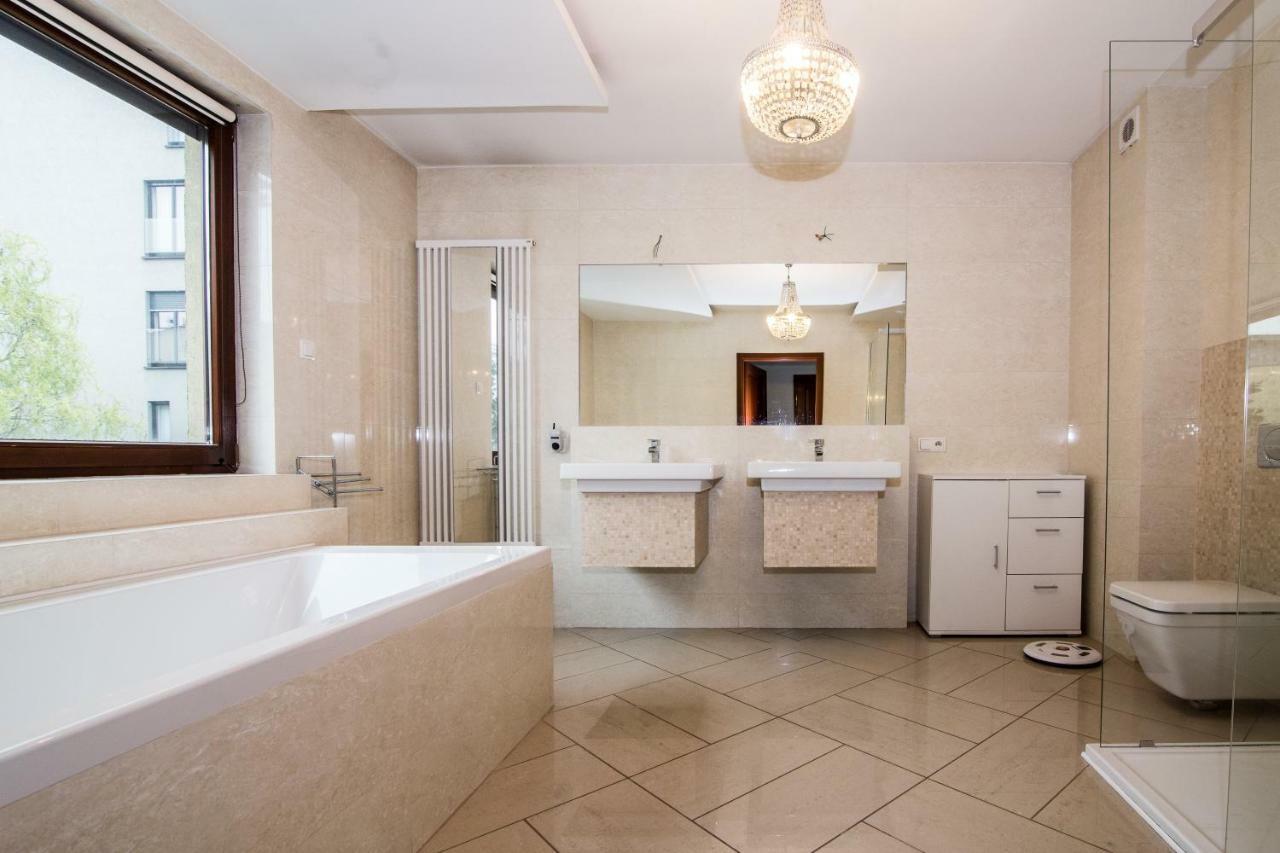 Apartamenty Hierowskiego 60G Katowice Buitenkant foto